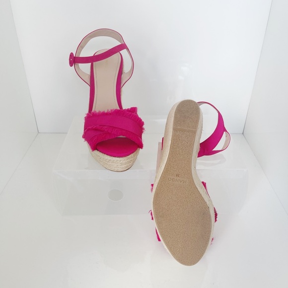 🔥SOLD🔥NWT Mango Limited Edition Fuchsia Wedge Sandals - Picture 4 of 6